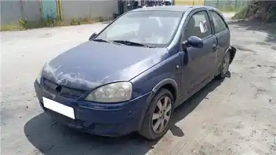 Veicolo di demolizione OPEL CORSA C (X01)  dell'anno 2003 alimentato Y 17 DT