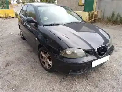 Veicolo di demolizione SEAT IBIZA (6L1)  dell'anno 2005 alimentato AXR