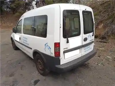 Veicolo di demolizione opel combo 1.3 cdti 16v dell'anno 2009 alimentato z 13 dtj