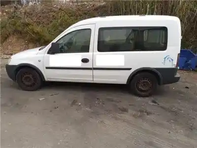 Vehicul casat OPEL COMBO  al anului 2009 alimentat Z 13 DTJ