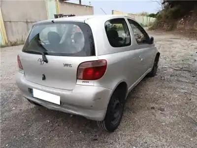 Здавання транспортного засобу TOYOTA YARIS (NCP1/NLP1/SCP1)  року 2002 потужний 2NZ-FE