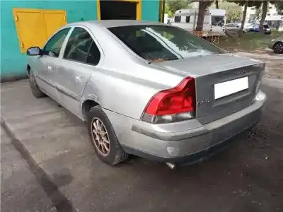 Veículo de Sucata volvo s60 berlina 2.4 (125kw) do ano 2001 alimentado b 5244 s