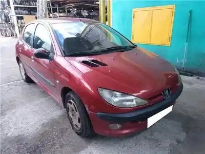 Hurda Aracı PEUGEOT 206 SW  Yılın 2002 güçlü RHY (DW10TD)