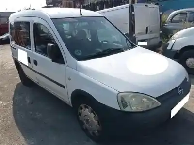 Veículo de Sucata opel combo 1.3 cdti 16v do ano 2006 alimentado z 13 dt