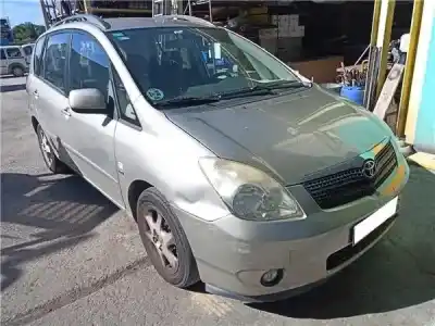 Scrapping Vehicle TOYOTA COROLLA VERSO (E12) 1.8 Linea Sol of the year 2003 powered 1ZZ-FE