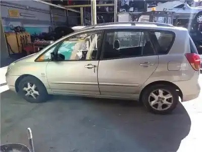 Sloopvoertuig toyota corolla verso (e12) 1.8 linea sol van het jaar 2003 aangedreven 1zz-fe