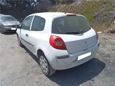 Veículo de Sucata renault clio iii 1.5 dci diesel cat do ano 2007 alimentado k9k 766