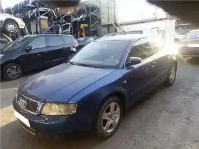 Veículo de Sucata AUDI A4 BERLINA (8E)  do ano 2003 alimentado BCZ