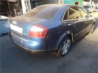 Veículo de Sucata audi a4 berlina (8e) 2.5 tdi (120kw) do ano 2003 alimentado bcz