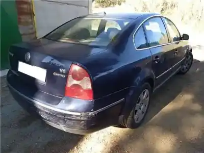 Veículo de Sucata volkswagen passat berlina (3b3) 2.8 v6 30v do ano 2001 alimentado amx