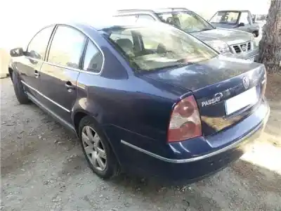 Veículo de Sucata volkswagen passat berlina (3b3) 2.8 v6 30v do ano 2001 alimentado amx