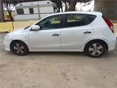 Veículo de Sucata HYUNDAI I30 (FD)  do ano 2011 alimentado D4FB