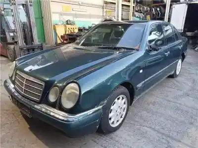 Утилизация автомобиля MERCEDES-BENZ CLASE E (W210) BERLINA  года 1995 питание M 111.970