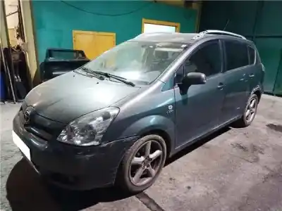 Veicolo di demolizione TOYOTA COROLLA VERSO (R1)  dell'anno 2006 alimentato 2AD-FHV