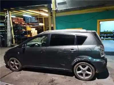 Sloopvoertuig toyota corolla verso (r1) 2.2 d-4d sport van het jaar 2006 aangedreven 2ad-fhv