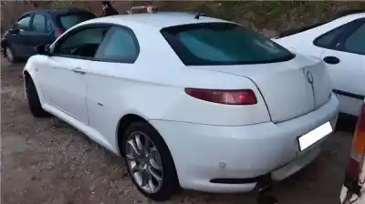 Здавання транспортного засобу alfa romeo alfa gt (125) 2.0 jts 16v distinctive року 2005 потужний 932 a2.000