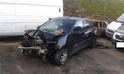 Veículo de Sucata renault clio iii 1.2 16v do ano 2010 alimentado d4f 740