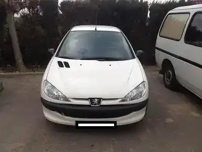 Veículo de Sucata peugeot 206 sw (2e/k) 1.4 hdi do ano 2006 alimentado 8hz (dv4td)