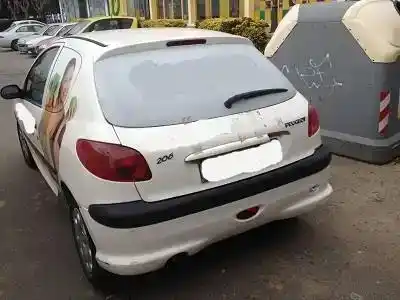 Veículo de Sucata peugeot 206 sw (2e/k) 1.4 hdi do ano 2006 alimentado 8hz (dv4td)