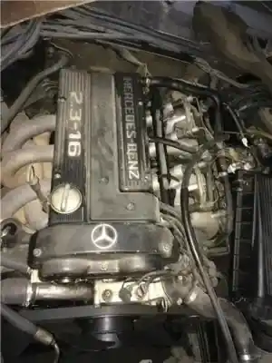Véhicule à la ferraille mercedes-benz 190 (w201) e 2.3-16 de l'année 1984 alimenté m 102.983
