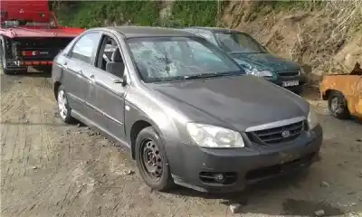 Veículo de Sucata KIA CERATO (LD) 1.5 CRDi do ano 2005 alimentado 