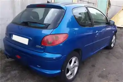 Veículo de Sucata peugeot 206 sw (2e/k) 1.4 16v do ano 2004 alimentado kfu (et3j4)