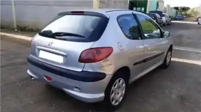 Veículo de Sucata peugeot 206 sw (2e/k) 1.4 hdi do ano 2004 alimentado 8hx (dv4td)