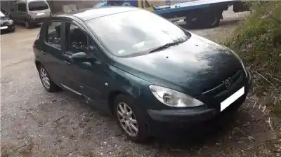 Veicolo di demolizione PEUGEOT 307 (3A/C) 2.0 HDi 110 dell'anno 2002 alimentato RHS (DW10ATED)