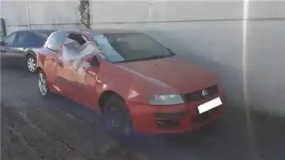 Veicolo di demolizione fiat stilo (192_) 1.9 jtd (192_xe1a) dell'anno 2003 alimentato 192 a1.000