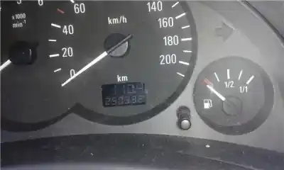 Здавання транспортного засобу opel corsa c 1.3 cdti року 2005 потужний z 13 dt