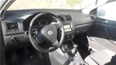 Veicolo di demolizione volkswagen golf v (1k1) 1.9 tdi dell'anno 2007 alimentato bxe
