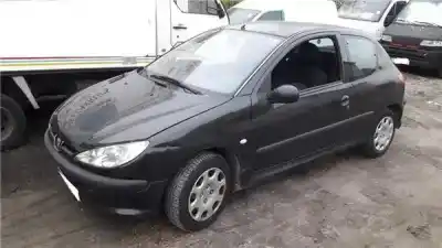 Veículo de Sucata peugeot 206 sw (2e/k) 1.4 hdi do ano 2004 alimentado 8hx (dv4td)