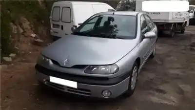 Veículo de Sucata renault laguna i (b56_, 556_) 1.6 16v (b568, b561) do ano 1999 alimentado k4m 720