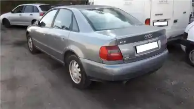 Veículo de Sucata AUDI A4 BERLINA (B5) 1.8 do ano 1998 alimentado ADR