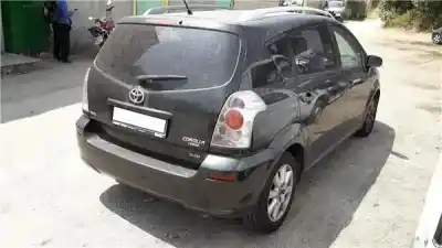 Sloopvoertuig toyota corolla verso (r1) 2.2 d-4d sol van het jaar 2005 aangedreven 2ad-ftv