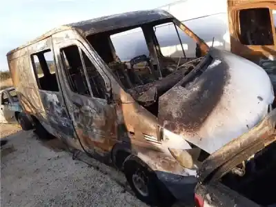 Scrapping Vehicle MERCEDES-BENZ SPRINTER FURGÓN 2.2 208 CDI (901.6/902.661-662) of the year 2000 powered 