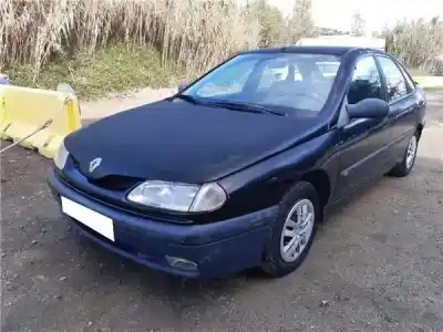 Veicolo di demolizione RENAULT LAGUNA I (B56_, 556_) 2.2 D (B56F/2) dell'anno 1996 alimentato G8T 706