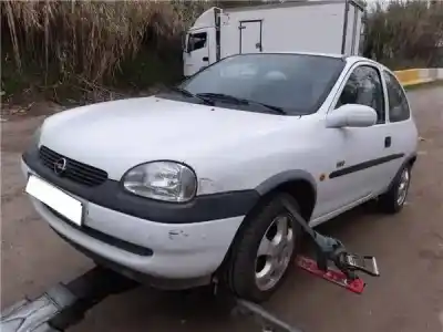 Sloopvoertuig opel                                               corsa b (s93)                                                                                                                                                                                                                                              1.2 i 16v (f08. f68. m68)                                                                                                                                                                                                                                  van het jaar 2000 aangedreven x 12 xe