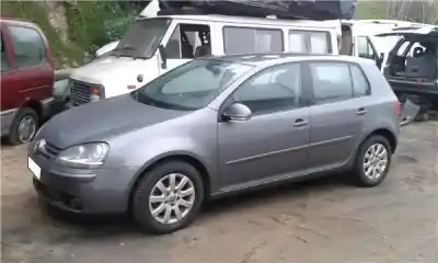 Sloopvoertuig volkswagen golf v (1k1) 1.9 tdi van het jaar 2007 aangedreven bxe