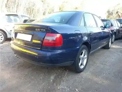 Sloopvoertuig audi a4 berlina (b5) 2.5 tdi van het jaar 1999 aangedreven akn