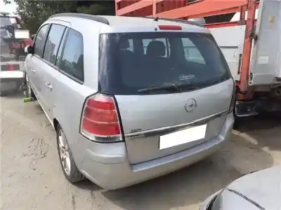Verschrottungsfahrzeug OPEL ZAFIRA / ZAFIRA FAMILY B (A05) 1.9 CDTI (M75) des Jahres 2005 angetrieben Z19DT
