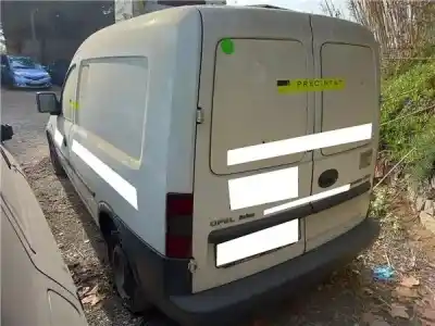 Veículo de Sucata opel combo 1.3 cdti 16v do ano 2005 alimentado y 13 dt