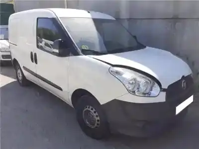 Véhicule à la ferraille fiat                                               doblo ii (152)                                                                                                                                                                                                                                             1.3 d multijet                                                                                                                                                                                                                                             de l'année 2013 alimenté 263 a2.000