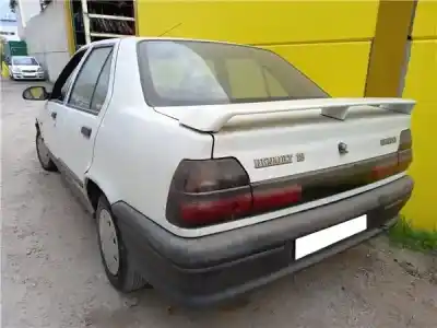 Véhicule à la ferraille renault 19 ii chamade (l53_) 1.4 de l'année 1995 alimenté e7j 706