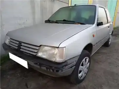 Véhicule à la ferraille PEUGEOT 205 BERLINA 1.8 Diesel CAT de l'année 1998 alimenté A9A