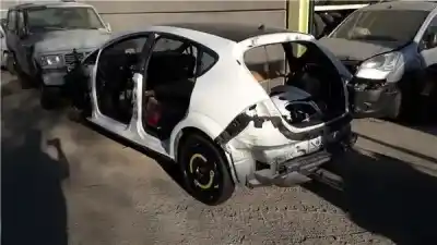 Veículo de Sucata seat leon (1p1) 1.9 tdi do ano 2007 alimentado bxe