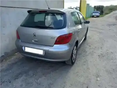 Veículo de Sucata peugeot 307 (s1) 2.0 xs do ano 2002 alimentado rfn (ew10j4)