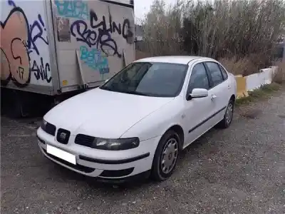 Vehicul casat SEAT TOLEDO II (1M2) 1.6 al anului 2000 alimentat AKL