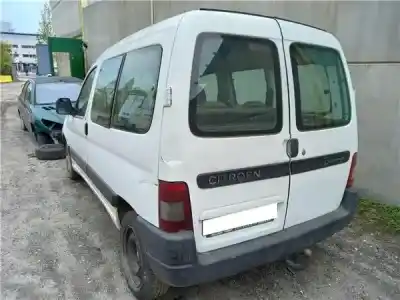 Veículo de Sucata citroen berlingo first combi 1.6 hdi 75 sx do ano 2007 alimentado 9hw (dv6bted4)