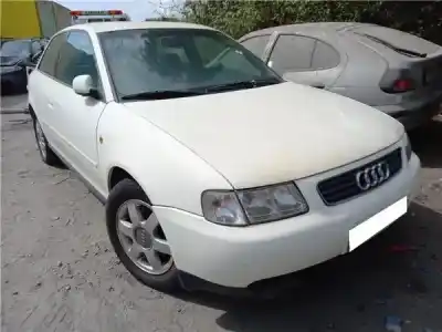 Veículo de Sucata audi a3 (8l) 1.8 ambiente do ano 2000 alimentado agn
